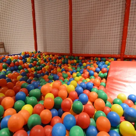 In Near Town Center ビエーヴル