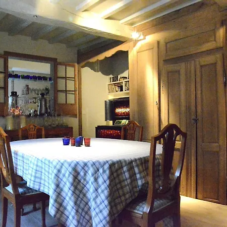 In Near Town Center ビエーヴル