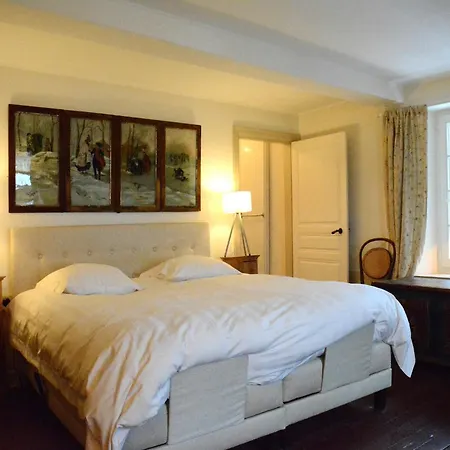 In Near Town Center 別荘 ビエーヴル